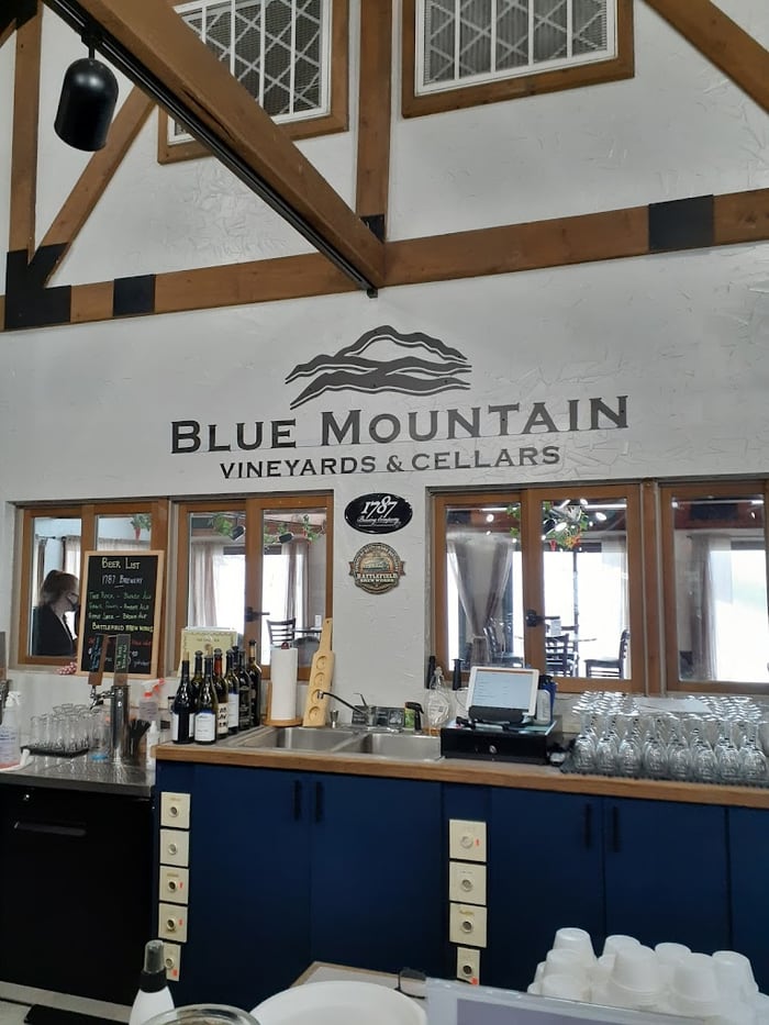 Blue Mountain Vineyards and Cellars, New Tripoli